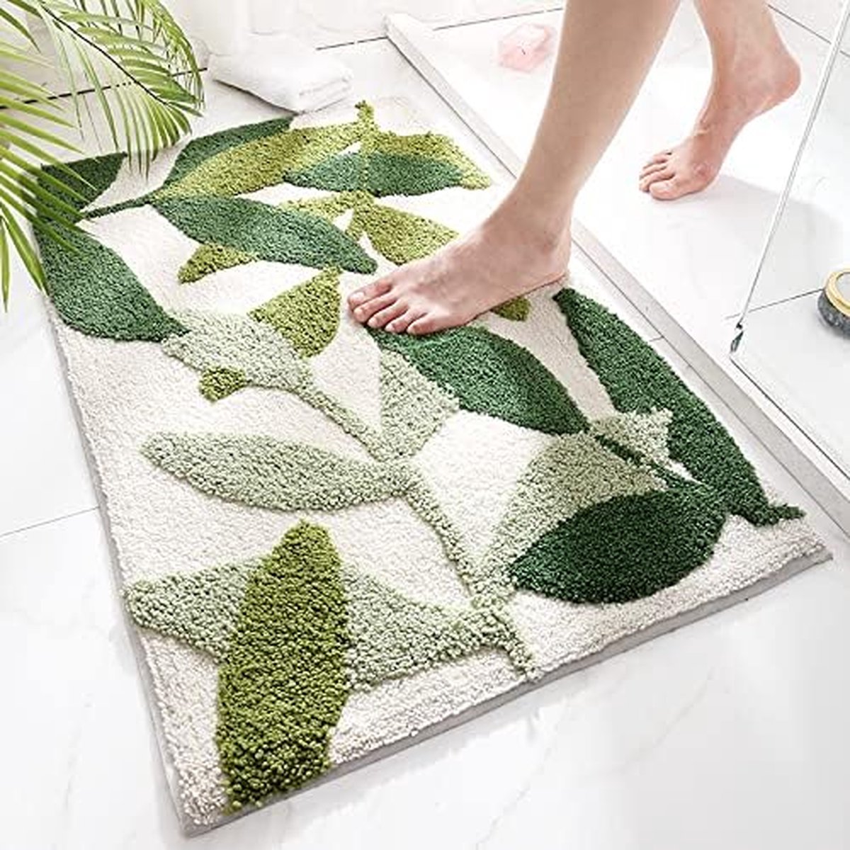 Non-slip bath mat - Non-slip bath mat - 45x65cm - durable water-absorbent bathroom rug - machine washable - soft and comfortable doormat - green leaves - Non-slip - Doormat - Image 1