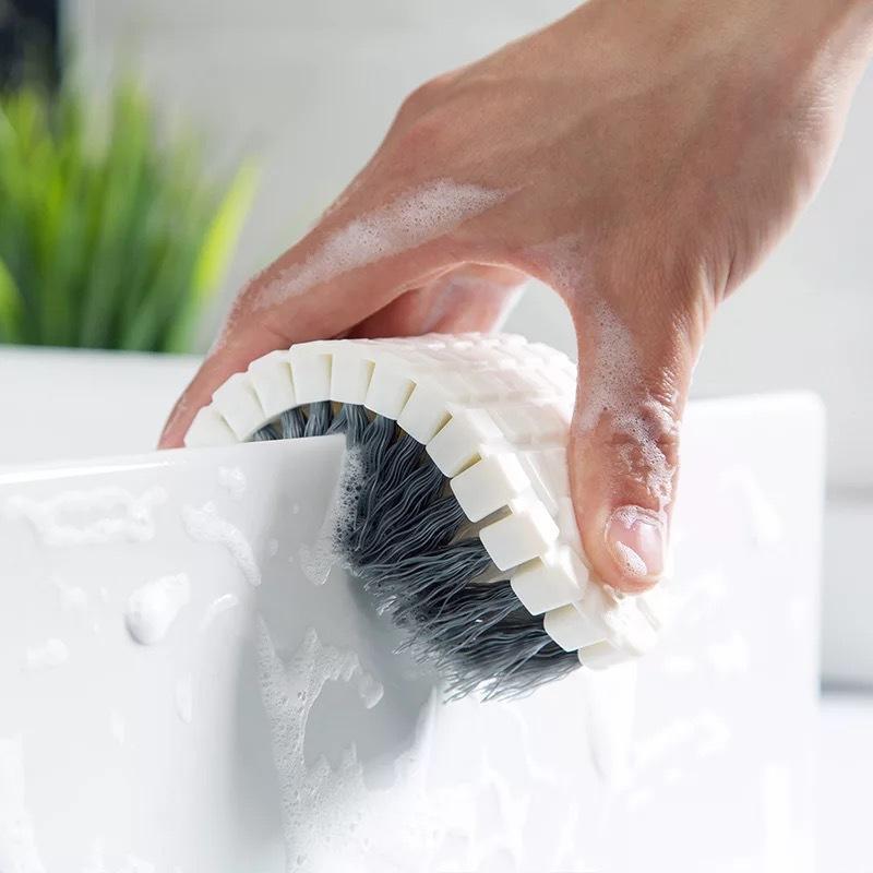 Brush - Multifunctional cleaning brush - Sturdy hand brush with stiff bristles - Multiple flexible brush heads - Suitable for cleaning bathtubs, kitchens, faucets and corners - Set of 2 - Image 3