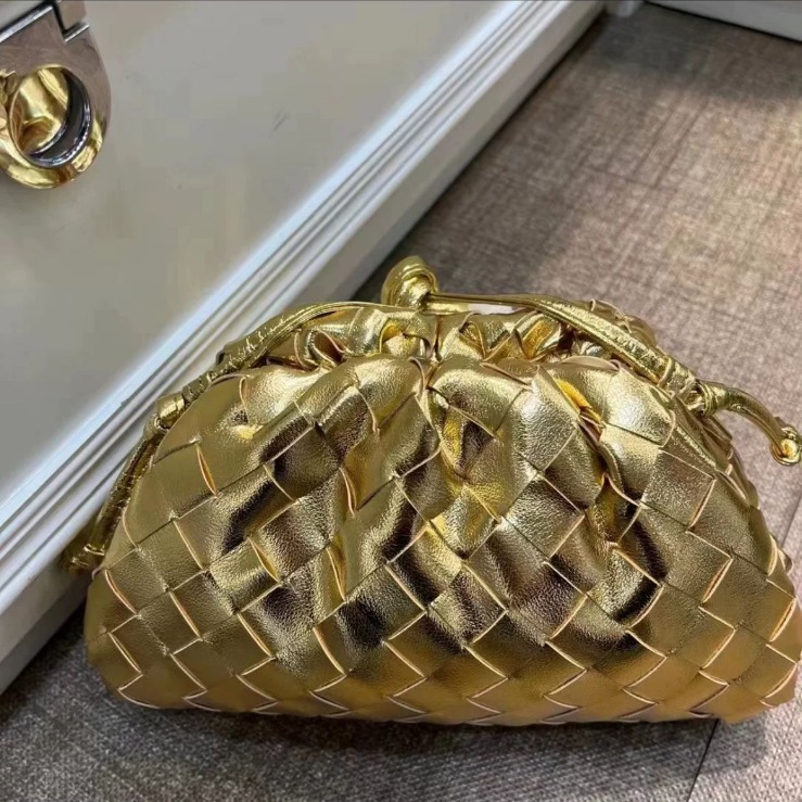 Cloud Backpack 2024 New Style Bag Ladies Cow Leather Crinkle Dumpling Bag Ladies Handbag Shoulder Bag MJ51 Wine Red 22*9*14cm - Image 3