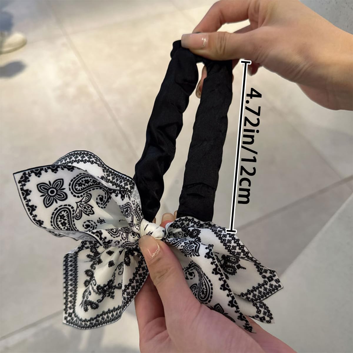 2 PCS Bandana Hair Claw Clip & 2 PCS Bandana Hair Ties Boho Hair Claw Clips Boho Bow Knot Bandana Fabric Hair Jaw Clips Paisley Hair Clip Non-slip Styling Hair Accessories for Women Girls - Image 3