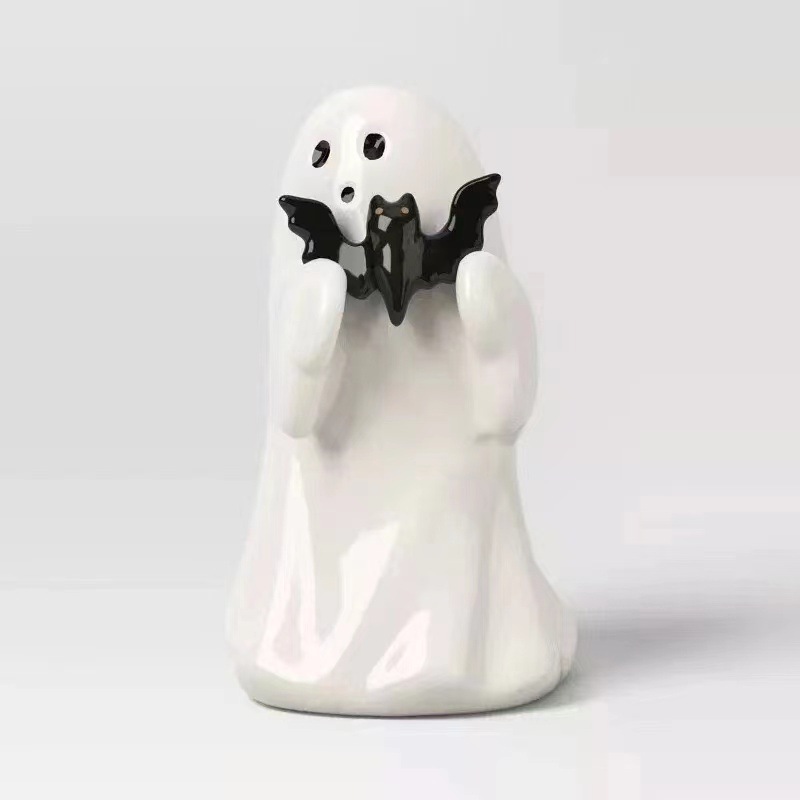 Creative Resin Middle Finger Ghosts Halloween Decorations 8CM Crafts Bat Ghost Compatible with Spranks Garden Decor - Image 1