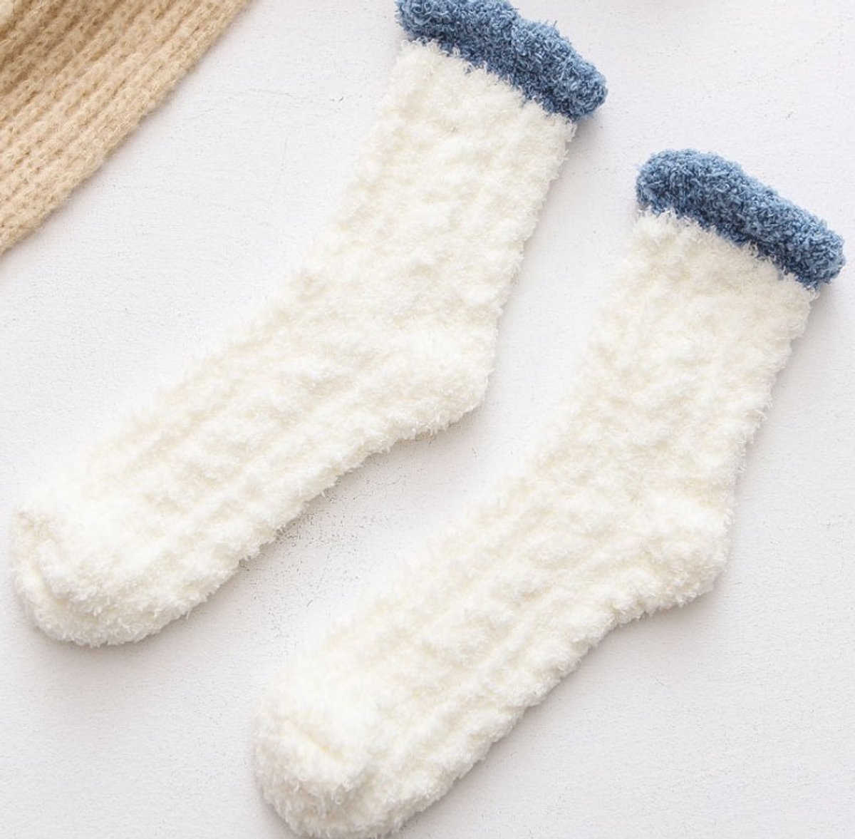 Slippers and socks - lounge socks - 7 pairs - Women's lounge socks - Soft and comfortable women's lounge socks - Comfortable, warm, thick and soft - Image 5