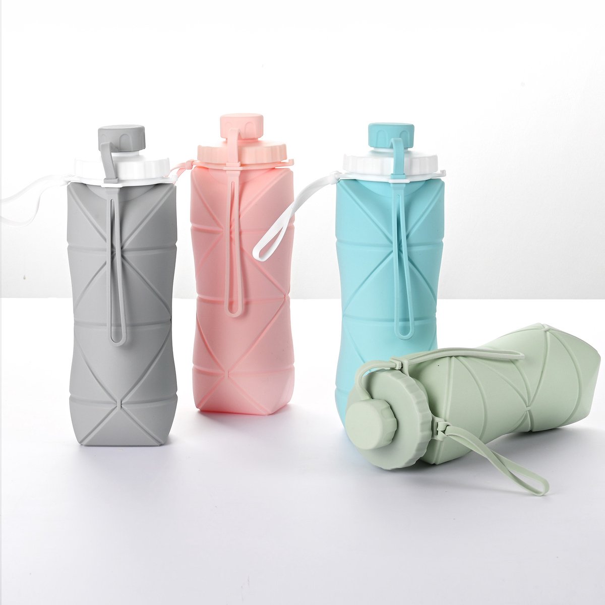 Water Bottle - Collapsible Water Bottle - Silicone Water Bottle - 600ml - Heat Resistant, Drop Resistant - Essential for Outdoor Travel (Green) - Image 3