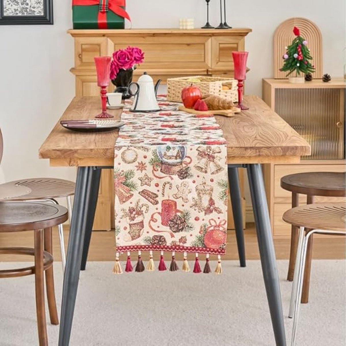 Table Runner - Christmas Table Runner - Home Decoration - Christmas Decoration - Christmas Snowball Pattern Table Runner - Suitable for dining tables and cabinets - Can be used for Thanksgiving, parties, Christmas, weddings, banquets and New Year's decora - Image 1