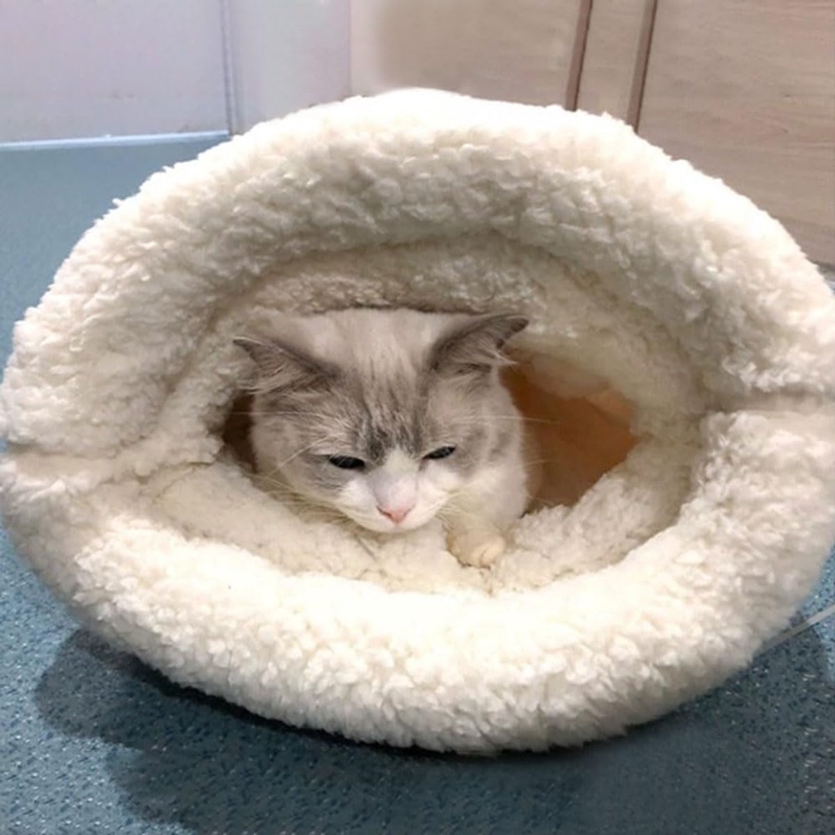 Cat Bed - Pet Sleeping Bag - Warm Pet Bed - Winter Cat House - Suitable for Indoor Use - Comfortable and Sheltered - Give Your Pet a Warm Hideaway (Pink, One Size) - Image 2