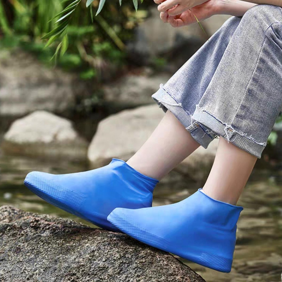 Overshoes - 1 Pair - Waterproof Silicone Overshoes - Reusable, Non-slip, Suitable for Outdoor Activities (Blue - Size L) - Image 1