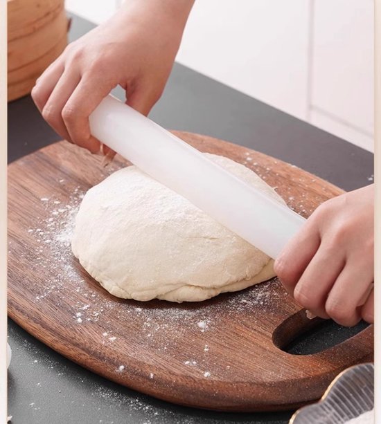 Rolling pin and dough cutter (2-piece) - 33 cm long - White - Diameter 3.5 cm - Suitable for baking - Can be used to roll out puff pastry, pie crusts or cookie dough - Smooth and easy-to-clean surface - Mould-resistant rolling pin - Image 5