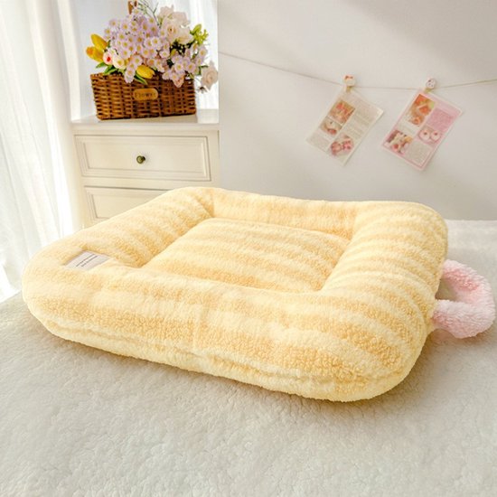 Cat Bed - Pet Mat - Soft and Warm Sleeping Mat for Cats and Small Pets, Comfortable and Cozy - Suitable for All Pets (Yellow,S:40 * 50cm) - Image 1