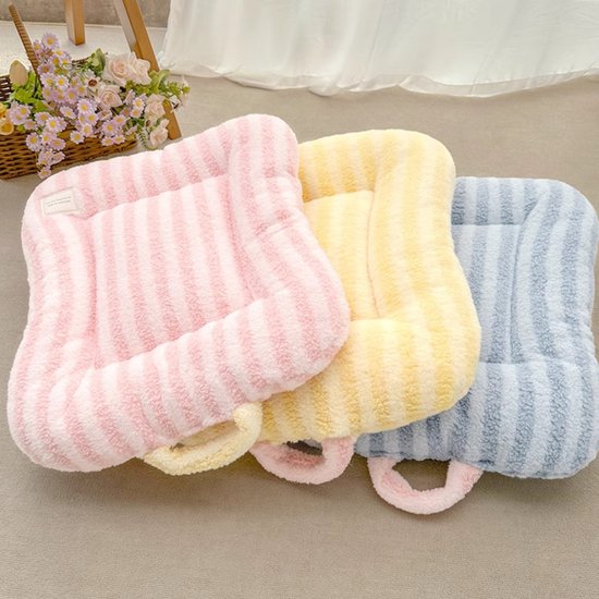 Cat Bed - Pet Mat - Soft and Warm Sleeping Mat for Cats and Small Pets, Comfortable and Cozy - Suitable for All Pets (Yellow,S:40 * 50cm) - Image 3