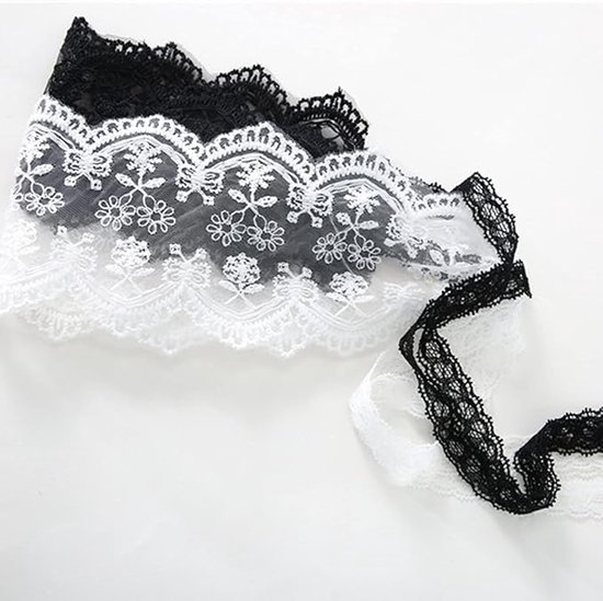 Lace Eye Mask – 4-Pack – V-Shaped – Adjustable – For Masked Balls, Galas, Halloween, Mardi Gras and Cosplay - Image 2