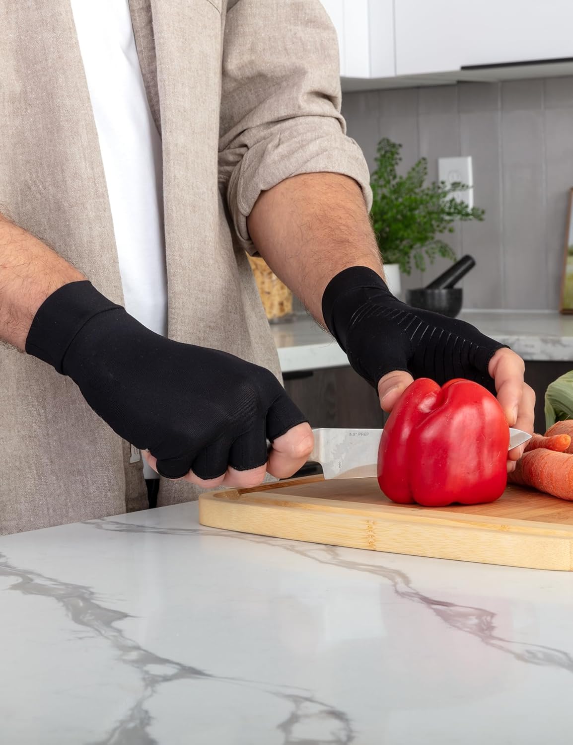 Rheumatism Gloves - Compression Gloves - Unisex - Osteoarthritis - Rheumatism - Arthritis - RSI - Carpal Tunnel Syndrome - XL - Copper Half Finger - Image 3