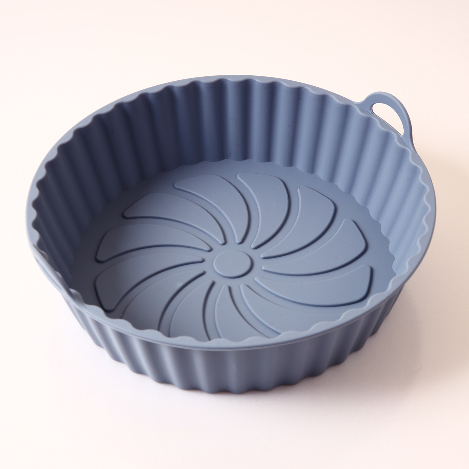 Silicone Airfryer Tray Round - Reusable Basket - Heat Resistant & Dishwasher Safe - Airfryer Accessories - Gray - Image 1