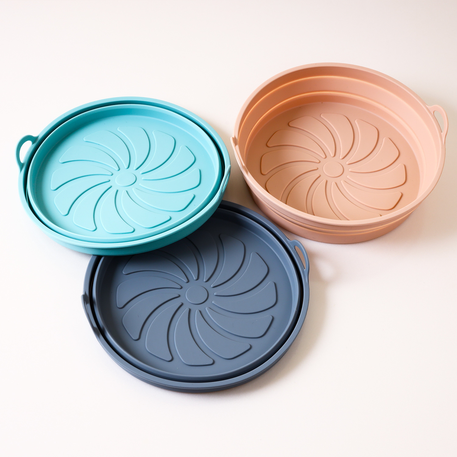 Silicone Airfryer Basket Foldable - 3pc - Reusable Basket - Heat Resistant & Dishwasher Safe - Round - Image 1