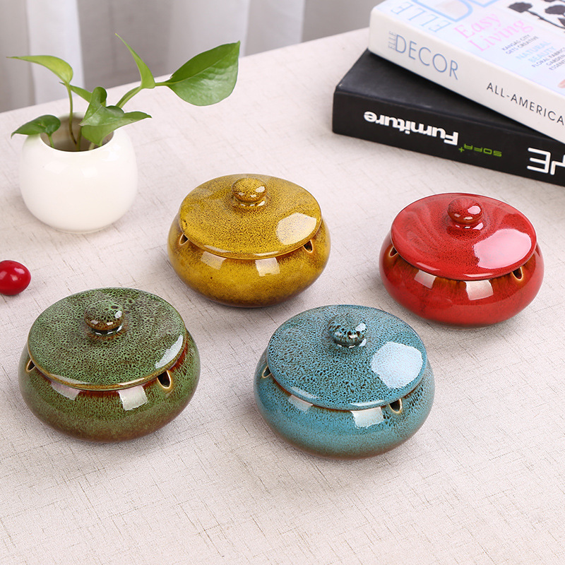 Ceramic Ashtray with Lid - Red - Wind Ashtray for Outdoor & Indoor Use - Glazed Earthenware - Image 3