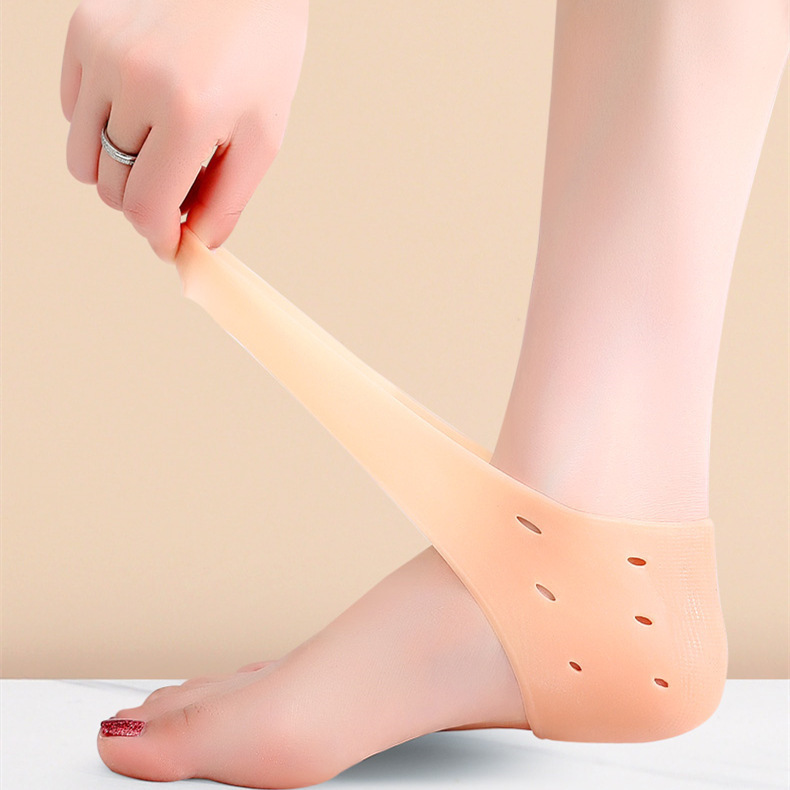 Silicone Heel Protectors – Anti-Crack Heel Socks – Moisturizing Heel Socks for Dry & Cracked Heels – Comfortable for Women and Men – Anti-Friction & Recovery - Image 1