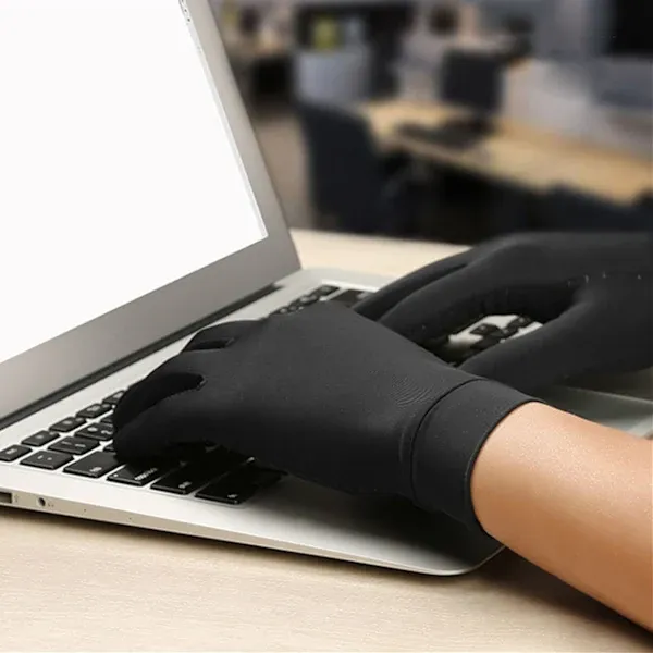 Copper Fiber Compression Gloves for Touchscreen Use, Warm Non-Slip Silicone Palm for Outdoor Sports Fitness Riding Cycling, Size M for Arthritis Support - Image 3