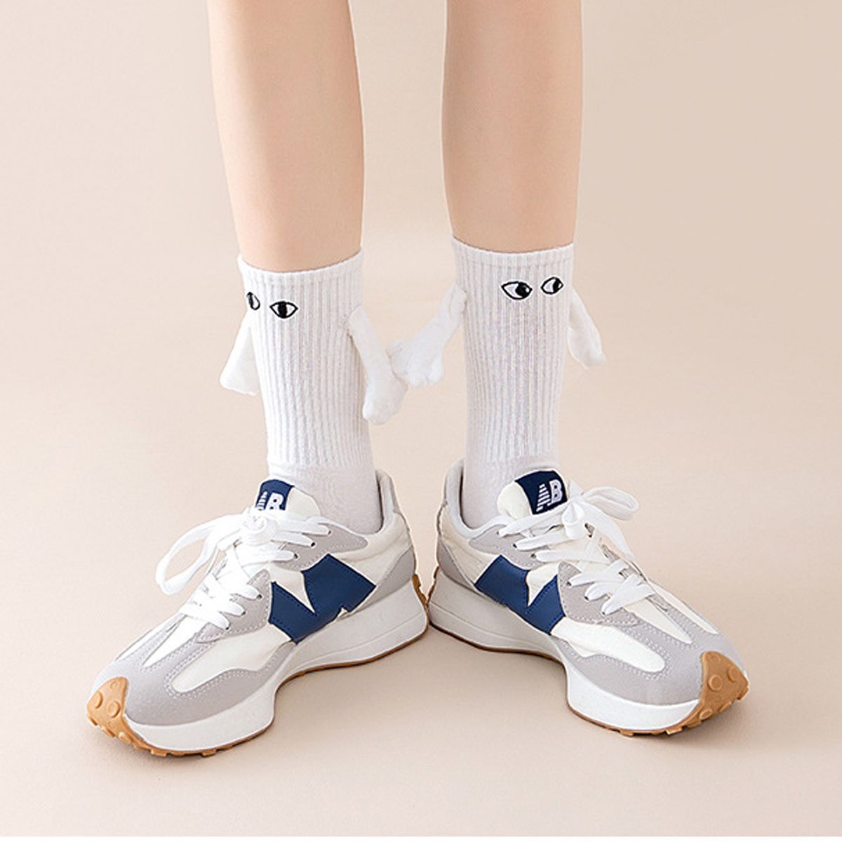 White and Black Magnetic Couple Socks 2 Pairs, Cute Hand-Holding Design with Magnets, Soft Breathable Cotton for Fun Gifts and Party Favors - Image 6