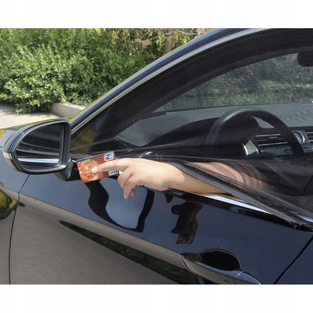 Sturdy Heavy Duty Sunshade / Mosquito Net for Car - Attached over the car door, Made of Nylon, Top Quality, Easy to Use - Image 6