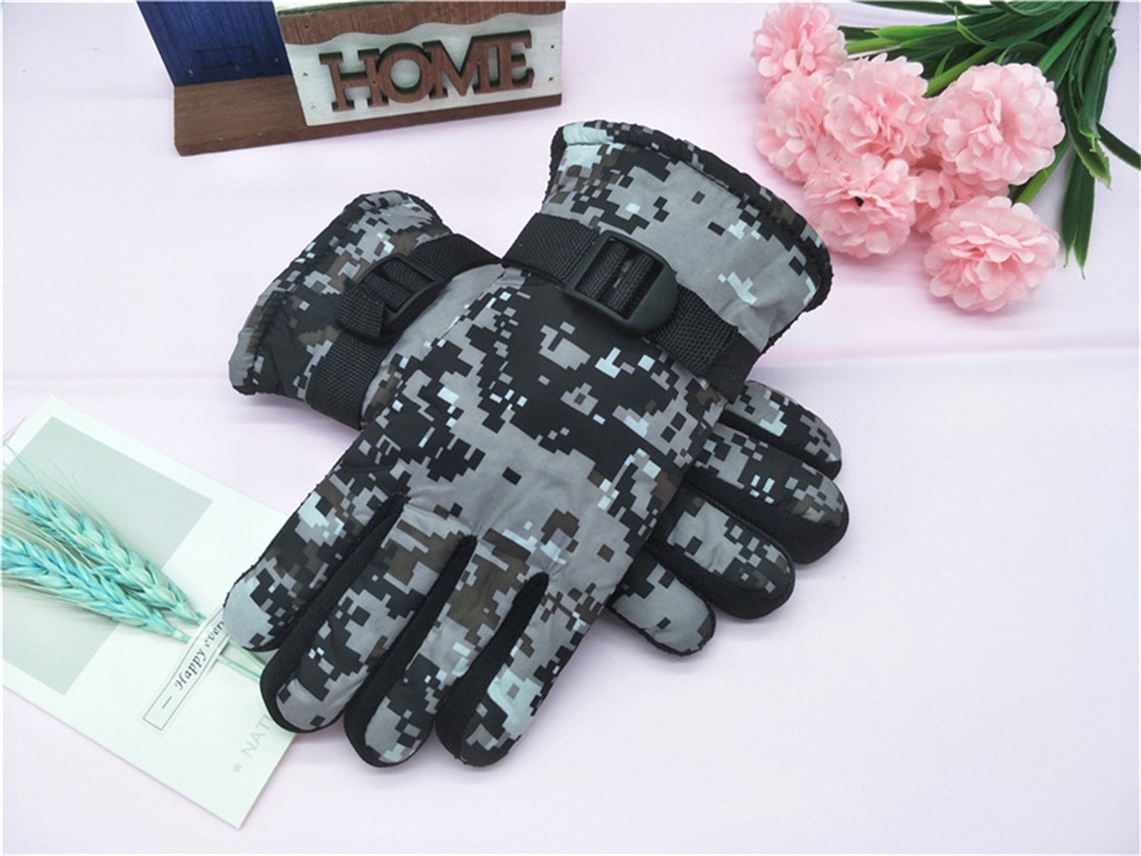 TAIAOJING Kids Winter Snow Ski Gloves Kids Winter Warm Windproof Cold Weather Outdoor Sports Gloves For Boys Girls Snow Gloves Ski Gloves One Size Grey - Image 4