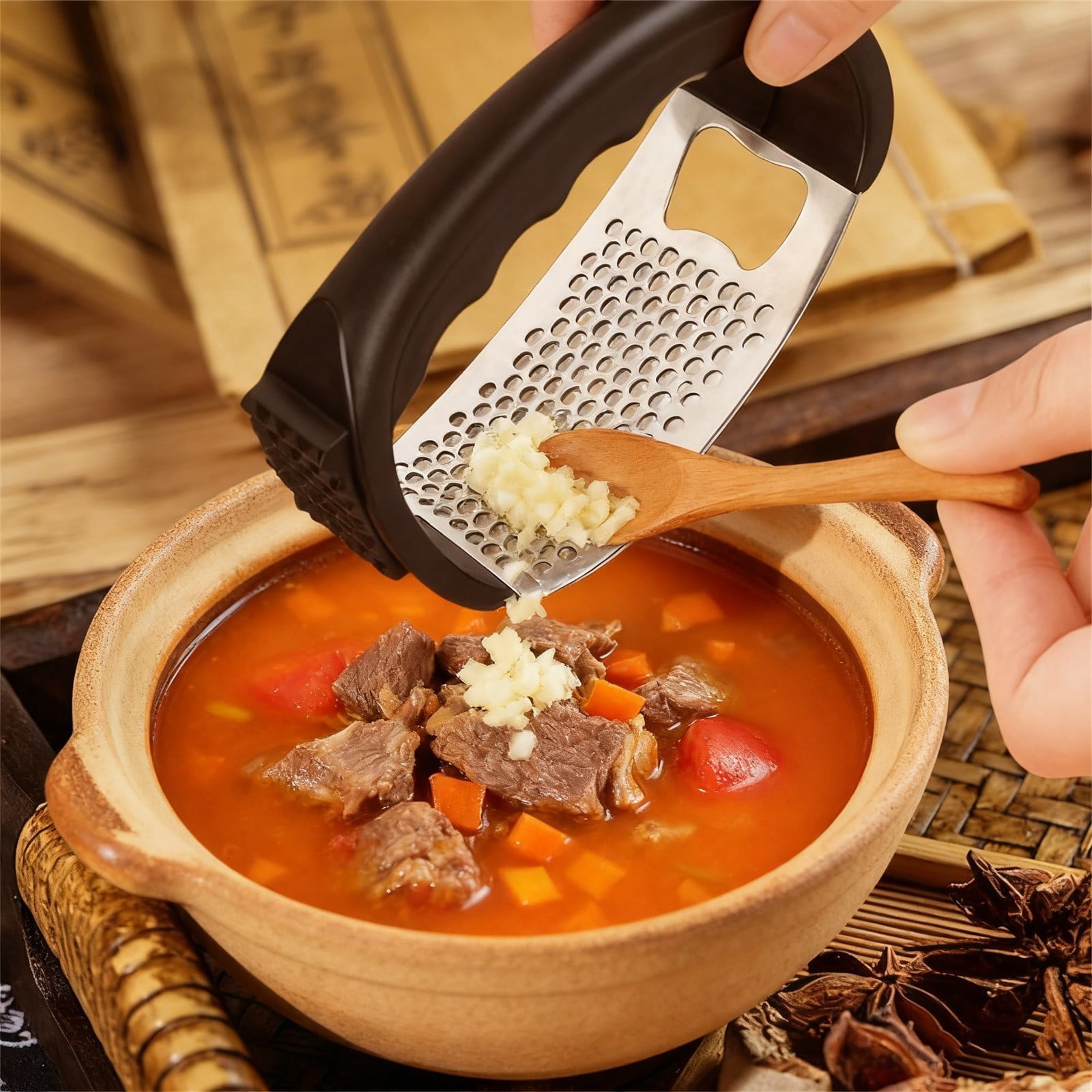 Stainless Steel Garlic Press Rocker, Garlic Mincer With Studs, Heavy Duty Garlic Chopper, Effective Garlic Peeler, Easy to Clean Kitchen Gadget for Minced Garlic, Dishwasher Safe 【Best Seller】D - Image 4
