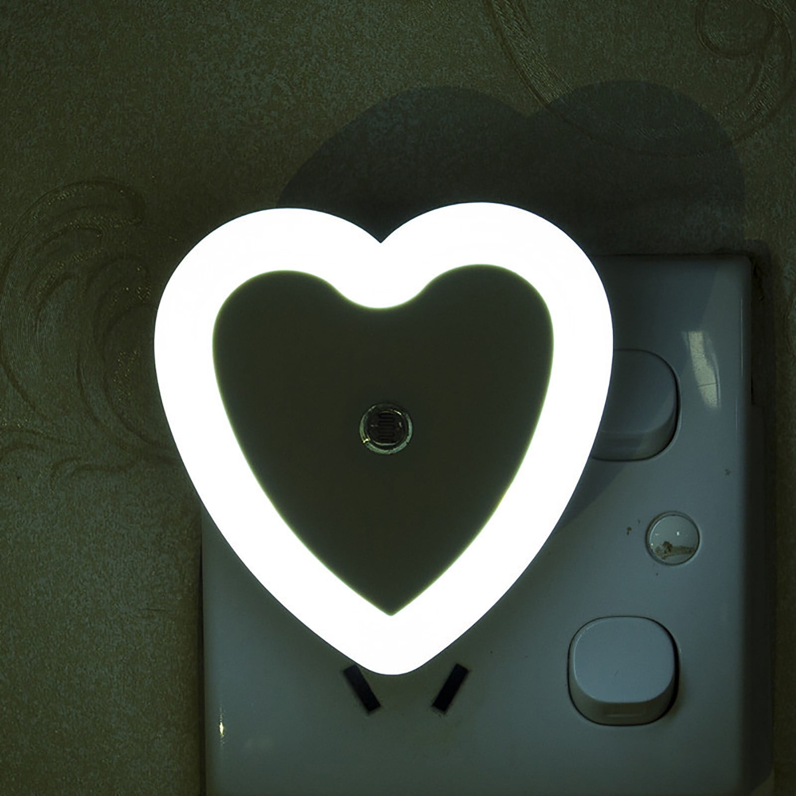 Eguiwyn Night light Heart Shape Plug-in Intelligent Light Sensor Control LED Night Light Lamp For Bedroom Hallway Night Lights White - Image 2