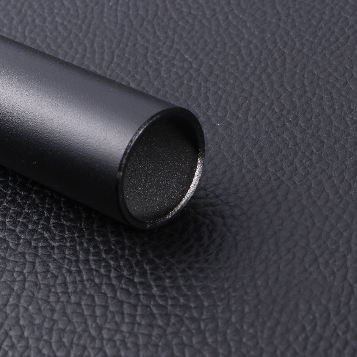 Worgeous 30.8mm Aluminum Alloy Seatpost Mountain Bike Bike Seat Tube Seat Post for Most Road Bike Downhill Bike Track Bike Fixed Gear (Black) - Image 6