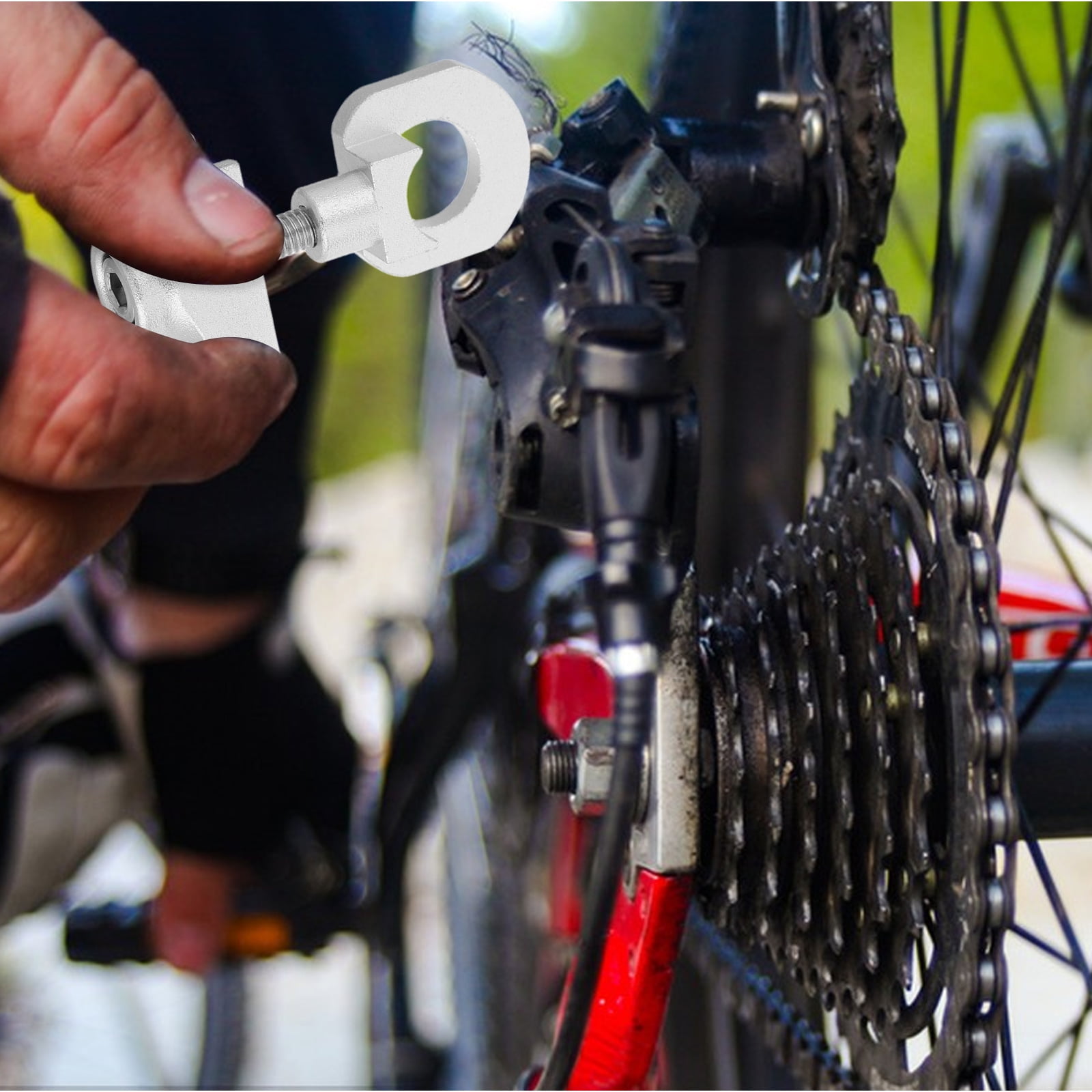 SWETRACE 1Set Mini Bike Chain Tensioner Aluminum Alloy Compact Design for Single-Speed Bicycles 1.4x0.8x0.7in - Image 4