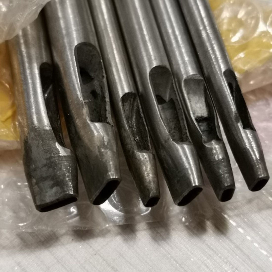 6Pcs/Set Oval Shape Punch Cutter Leather Diy Tool 2Mm 3Mm/4Mm/5Mm/6Mm/7Mm/8Mm Leather Craft Oval Shape Hole Punch Set Smile Home - Image 2