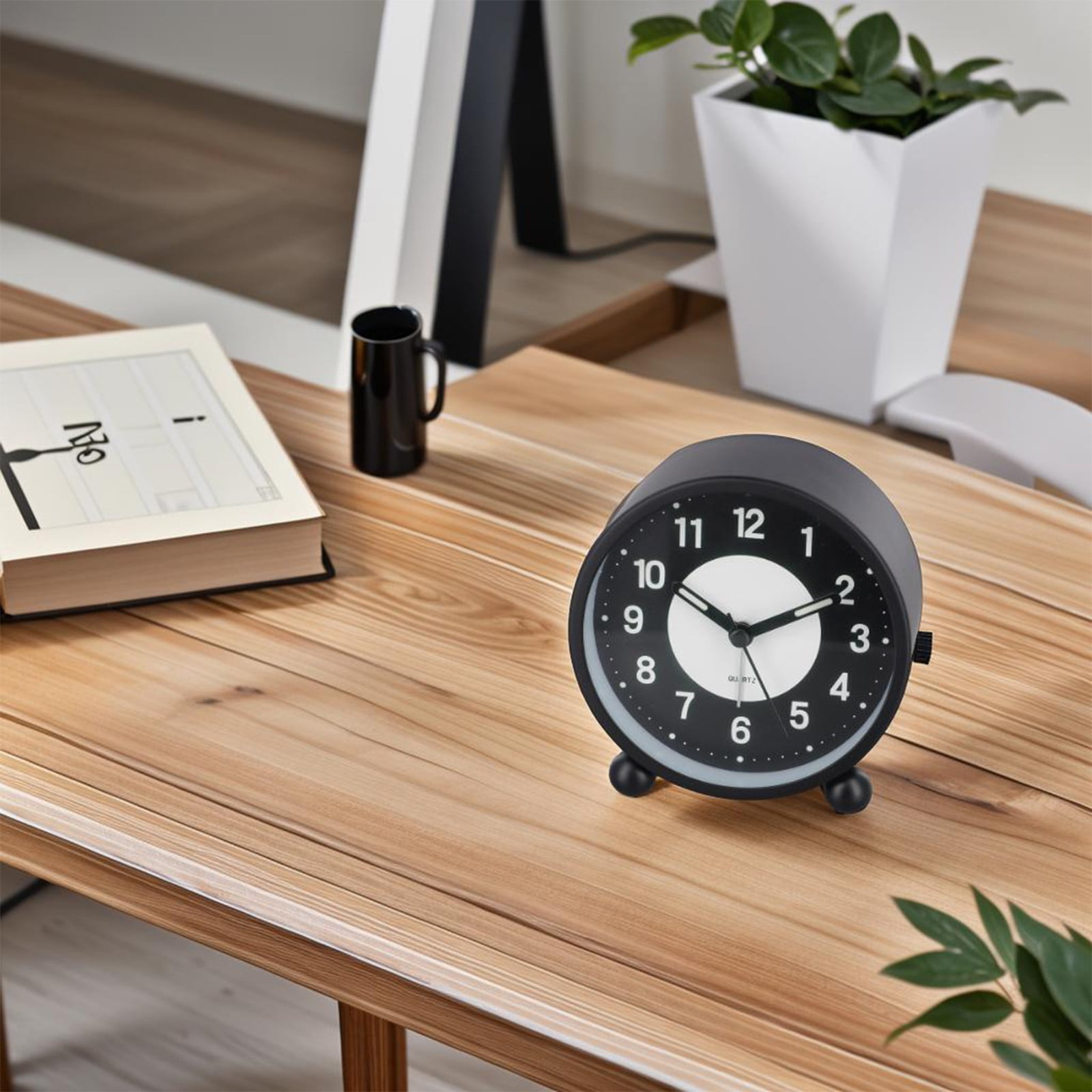 Battery Operated Clock Glow-in-the-Dark Alarm Clock Bedroom Children's Table Non-Ticking Glow-in-the-Dark Dial Smile Home - Image 1