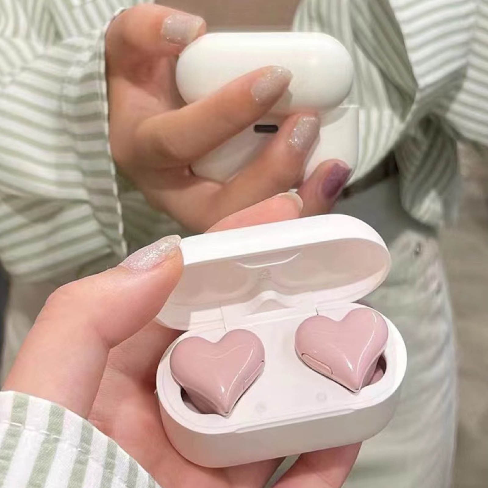 Heart Shaped Earbuds, Stylish Headphones HiFi Stereo Sound Waterproof Bluetooth 5.3 Earphones with Charging Case for Girls Women, Noise Reduction Sports Wireless In Ear Bluetooth Earphones Pink - Image 2