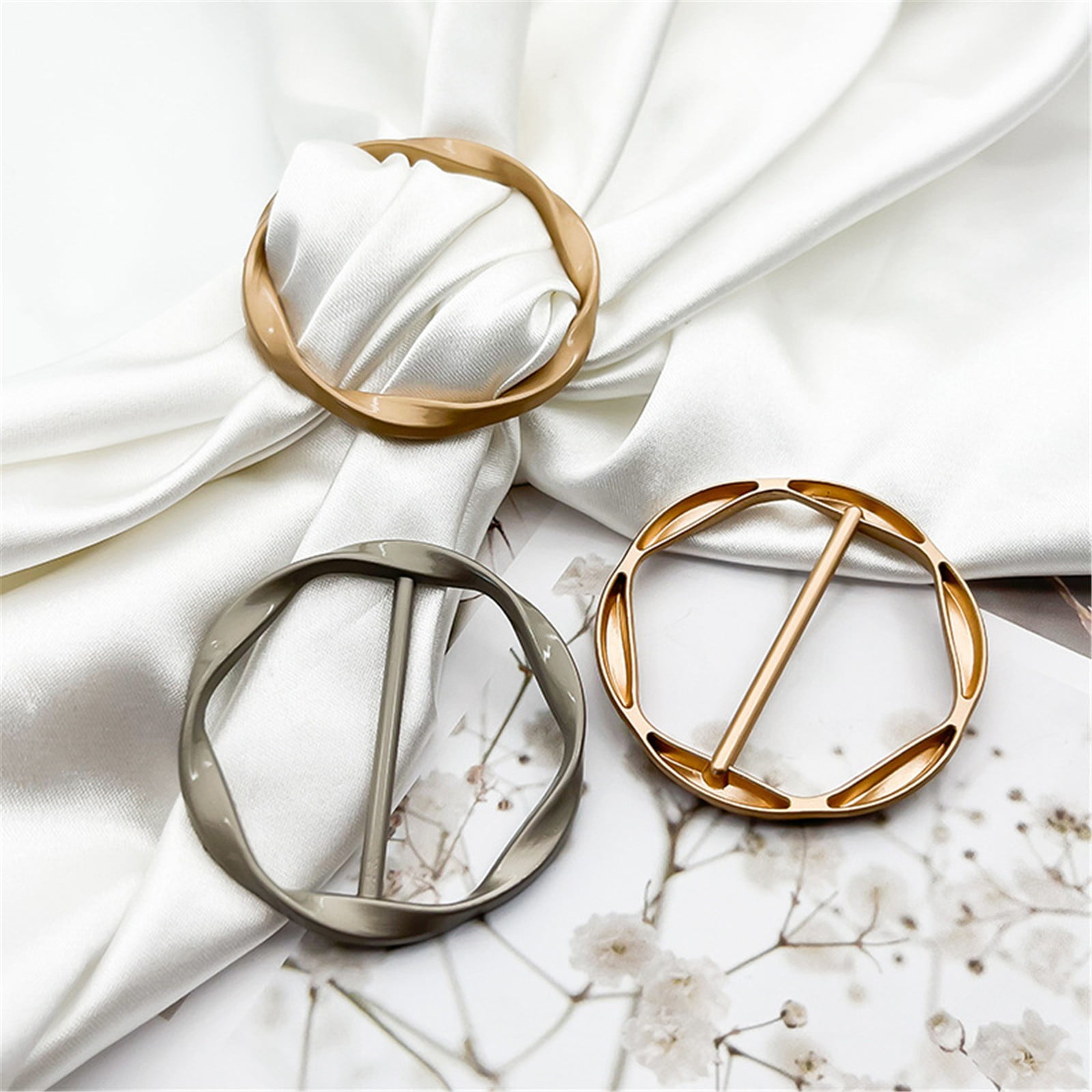 2 PCS Scarf Ring Clips Waist Buckle Clip T-Shirt Tie Pin Clip for Women Fashion Metal Circle Buckle for Clothes Hat Belt Decor, Black, 1.37Inches 1.37