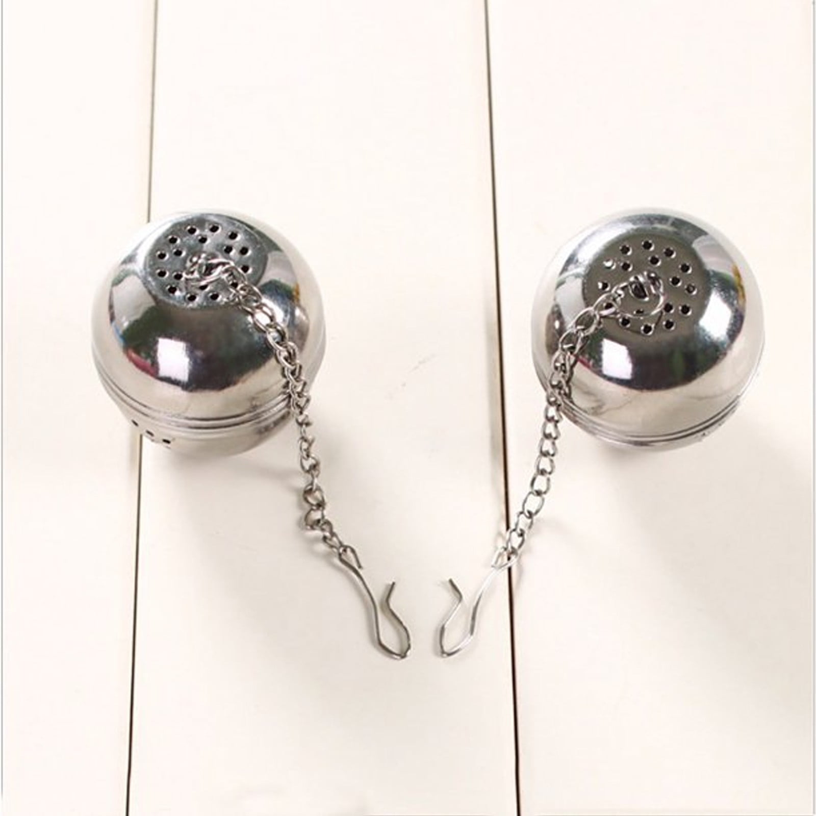 Spice Ball for Cooking, Tea Infuser, Stainless Steel Tea Ball Strainer Spice Infuser, Soup Seasonings Seperation Basket with Extended Chain Hook for Brewing Tea Spices Seasonings, 1.57x1.57 1.69