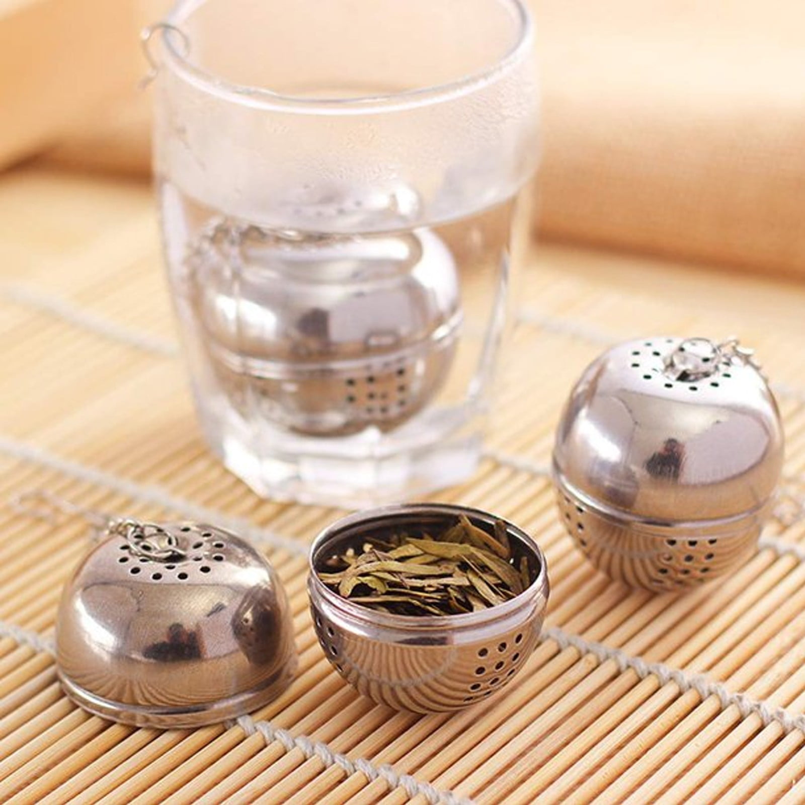 Spice Ball for Cooking, Tea Infuser, Stainless Steel Tea Ball Strainer Spice Infuser, Soup Seasonings Seperation Basket with Extended Chain Hook for Brewing Tea Spices Seasonings, 1.57x1.57 1.69