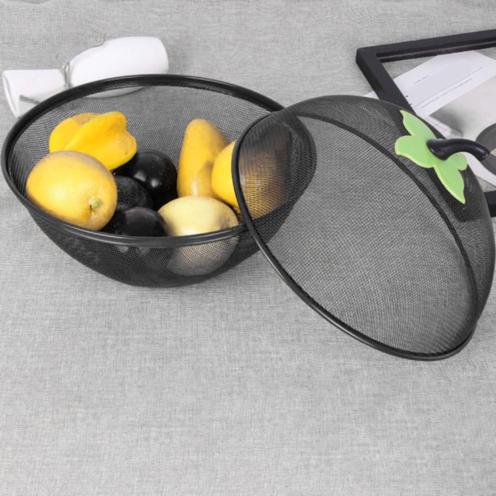 Fruit Basket with Lid Mesh, Apple Shaped Fruit Bowl Cover, Protective Holder Countertop Metal Wire Against Flies, Reusable Strainer for Gift Restaurant Kitchen Food Vegetable (Green/1 Pcs) 9.44