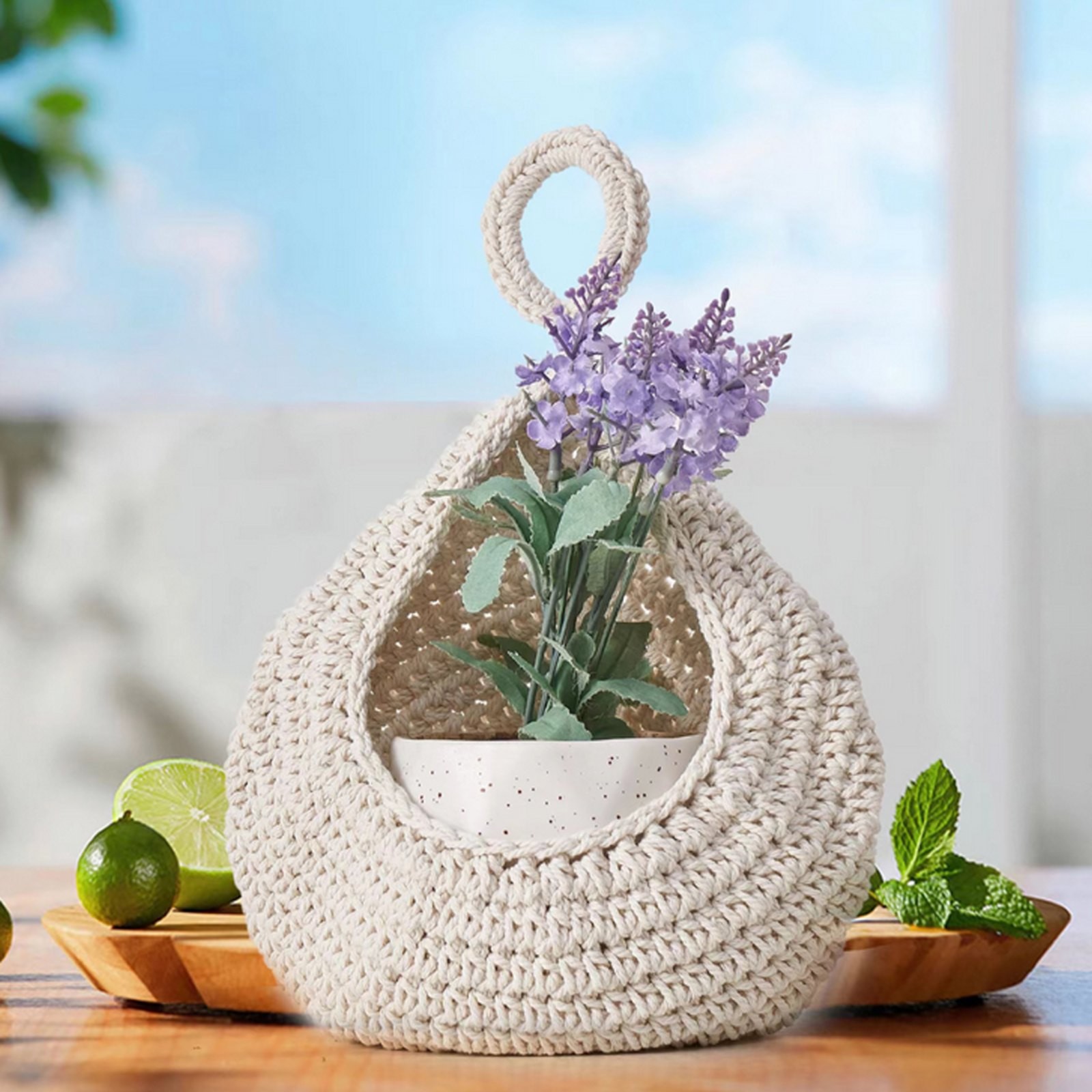 Woven Breads Baskets, Oval Small Fruit Baskets, Stackable Plastic Wicker Baskets for Serving Vegetables, Kitchen, Restaurant, Outdoor, Imitation Rattan, 1 Pcs, 7.48x5.11x2.75 7.87