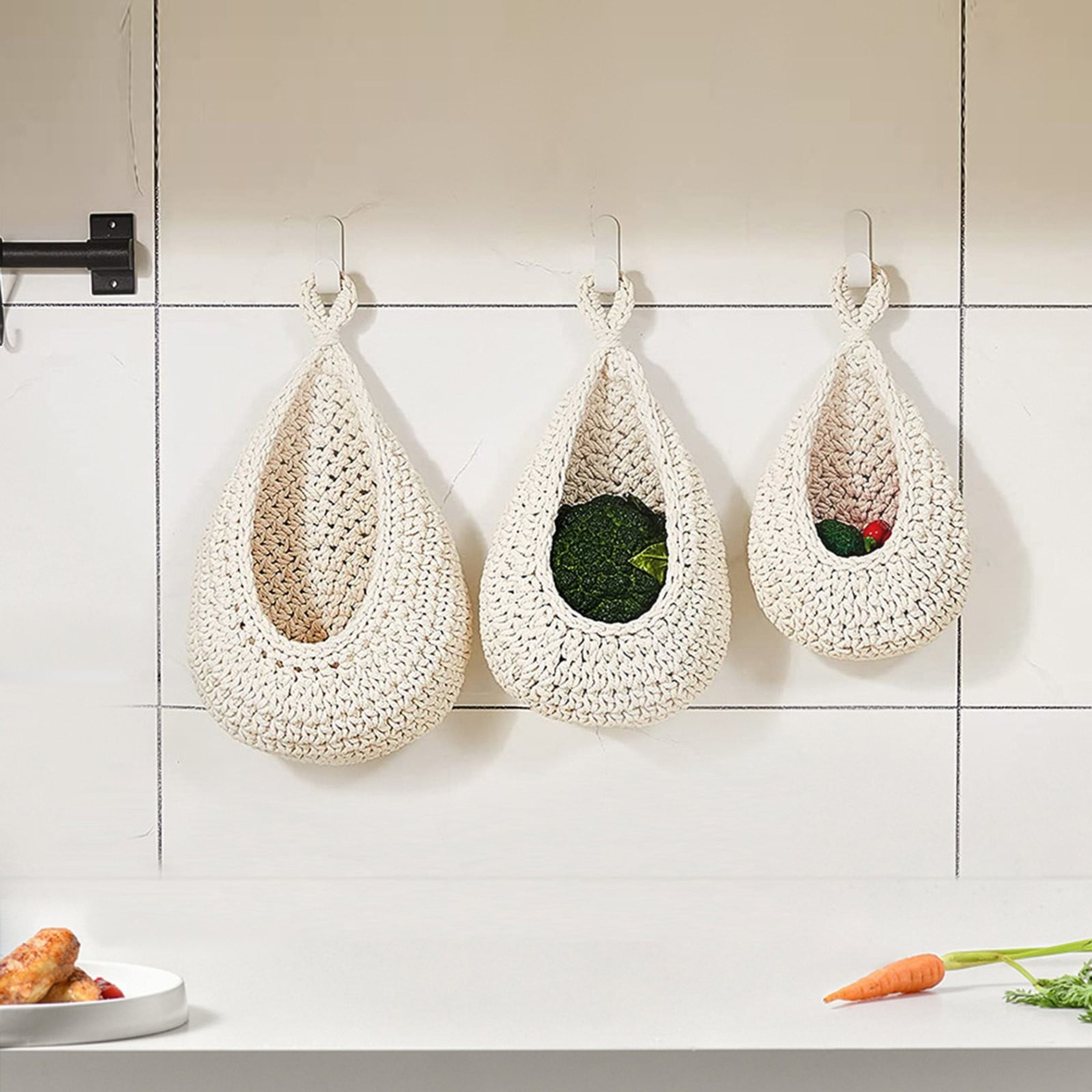 Woven Breads Baskets, Oval Small Fruit Baskets, Stackable Plastic Wicker Baskets for Serving Vegetables, Kitchen, Restaurant, Outdoor, Imitation Rattan, 1 Pcs, 7.48x5.11x2.75 13.78