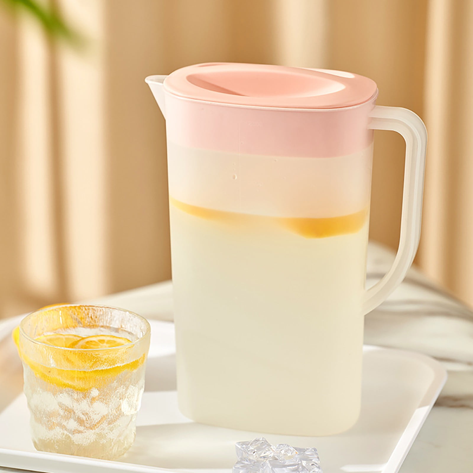 Oval Slim Plastic Pitchers With Lids, Clear Pitcher with Well-Gripped Handle, Water Jug, Ideal for Water, Juice & Iced Tea Beverage Jar Ice Tea Kettle, 1 Pcs, 5.91x2.95x9.65 5.91