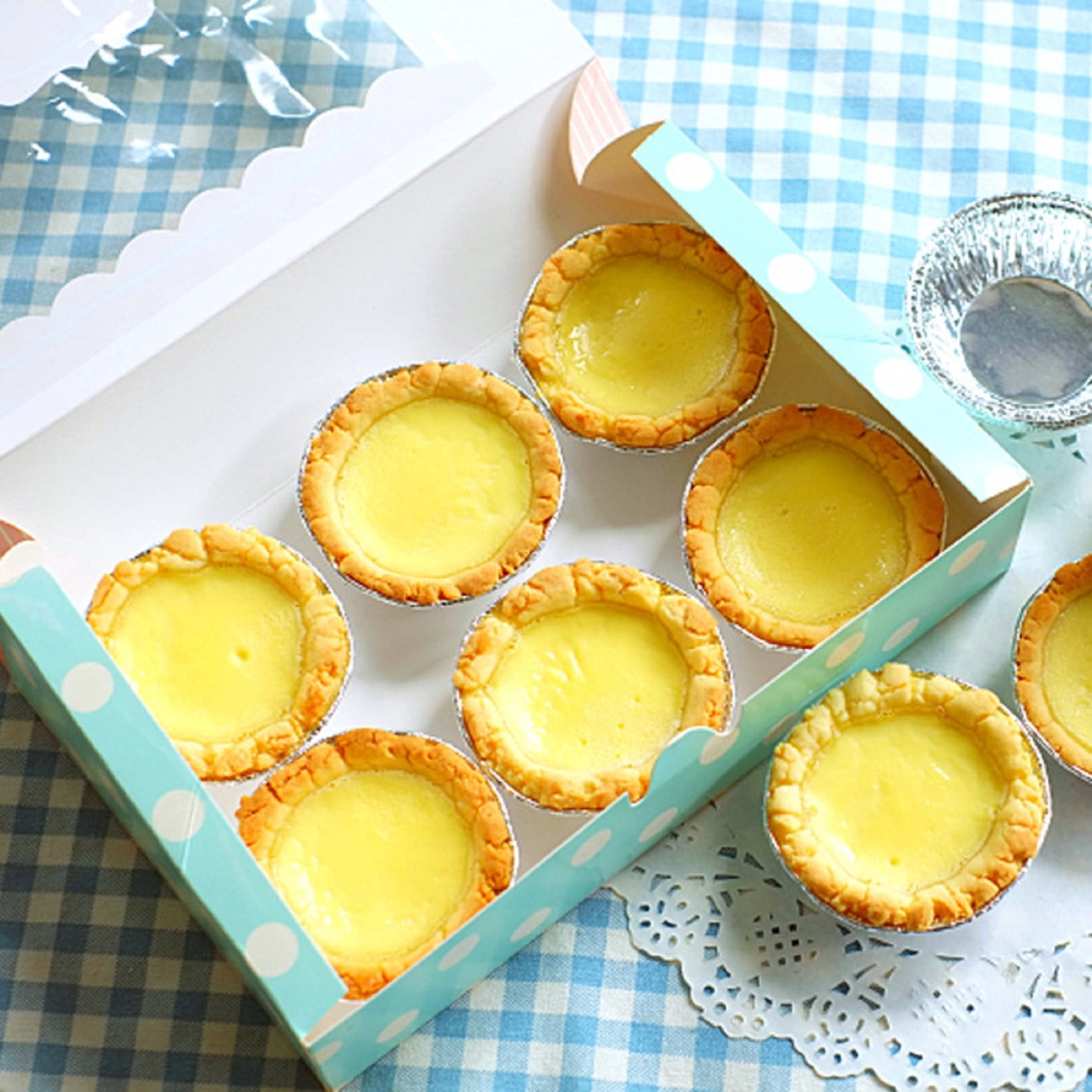 100 PCS Disposable Aluminum Foil Baking Cups,7x4x2cm Muffin and Cookie Molds,Oven Safe and No Cleaning Needed,Perfect for Cupcakes,Tartlets,and Party Treats,Convenient and Hygienic - Image 4