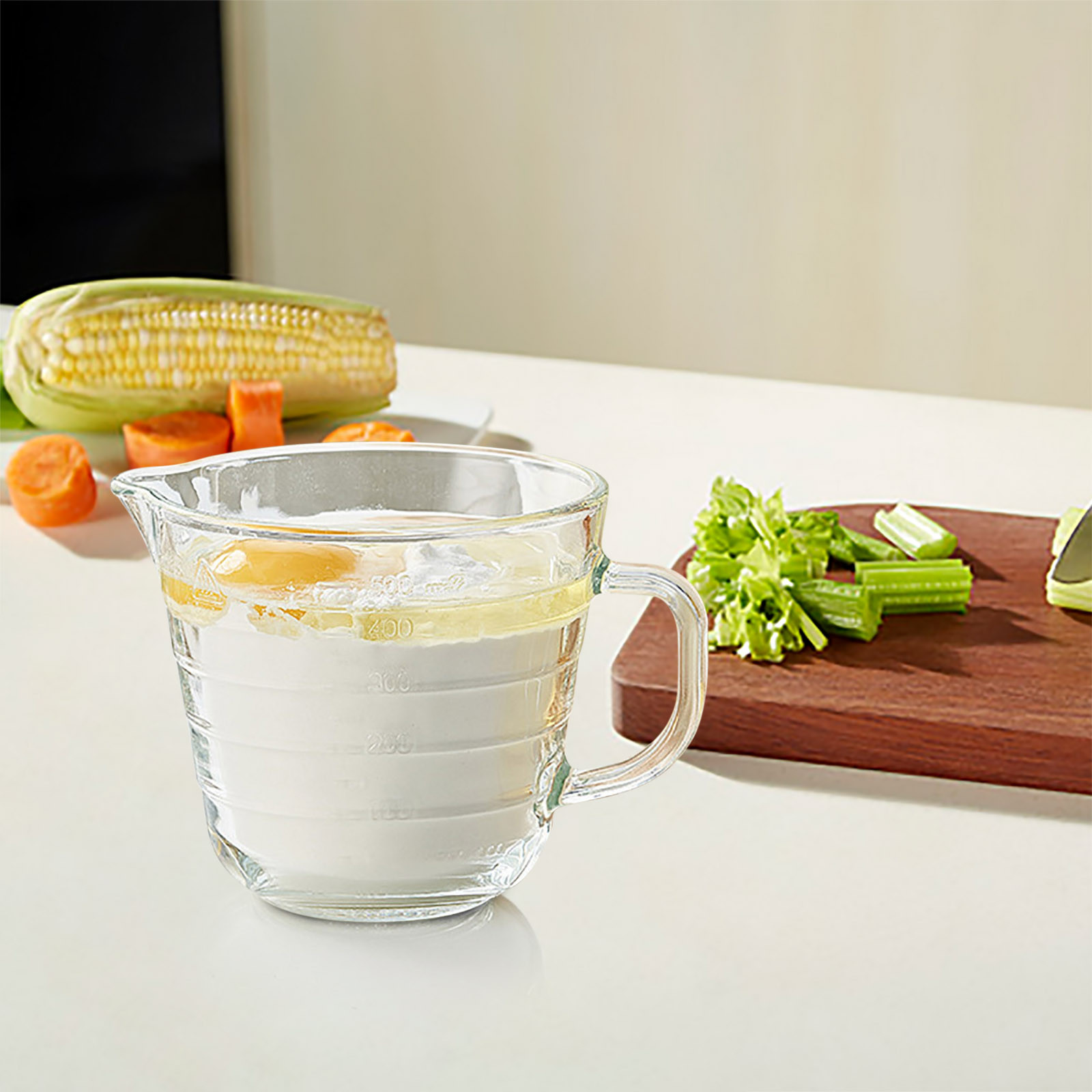 Transparent Glass Measuring Cup for Baking,Microwave-Safe with Handle and Graduated Marks,High Borosilicate Material and Heat-Resistant,Ideal for Kitchen,Mixing,or Cooking. - Image 4