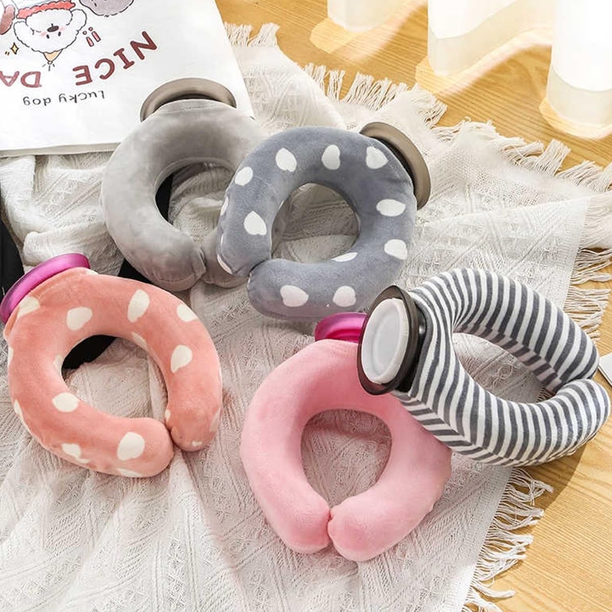 Neck warmer - Shoulder warmer - Hot water bottle - U-shaped hot water bottle - Neck warmer - Hot water bottle - Hot water bottle with cover - Shoulder warmer - Neck pillow - Heating cushion - Soft hot water bottle - Relaxation - Bedside hot water bottle - - Image 7