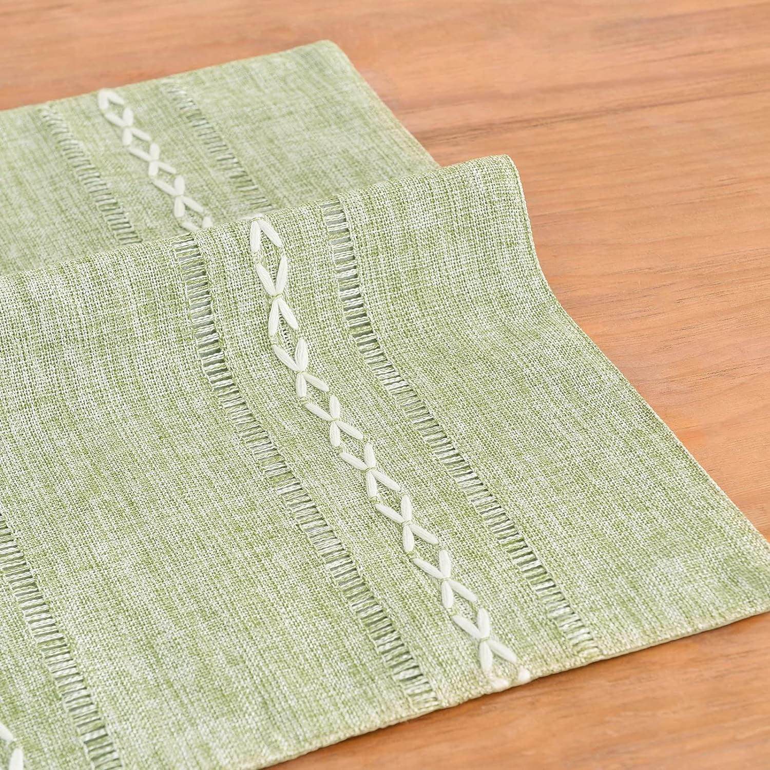 Sage Green Placemats Set of 4 - Washable Fabric Table Placemats, 35 x 48 cm - Image 3