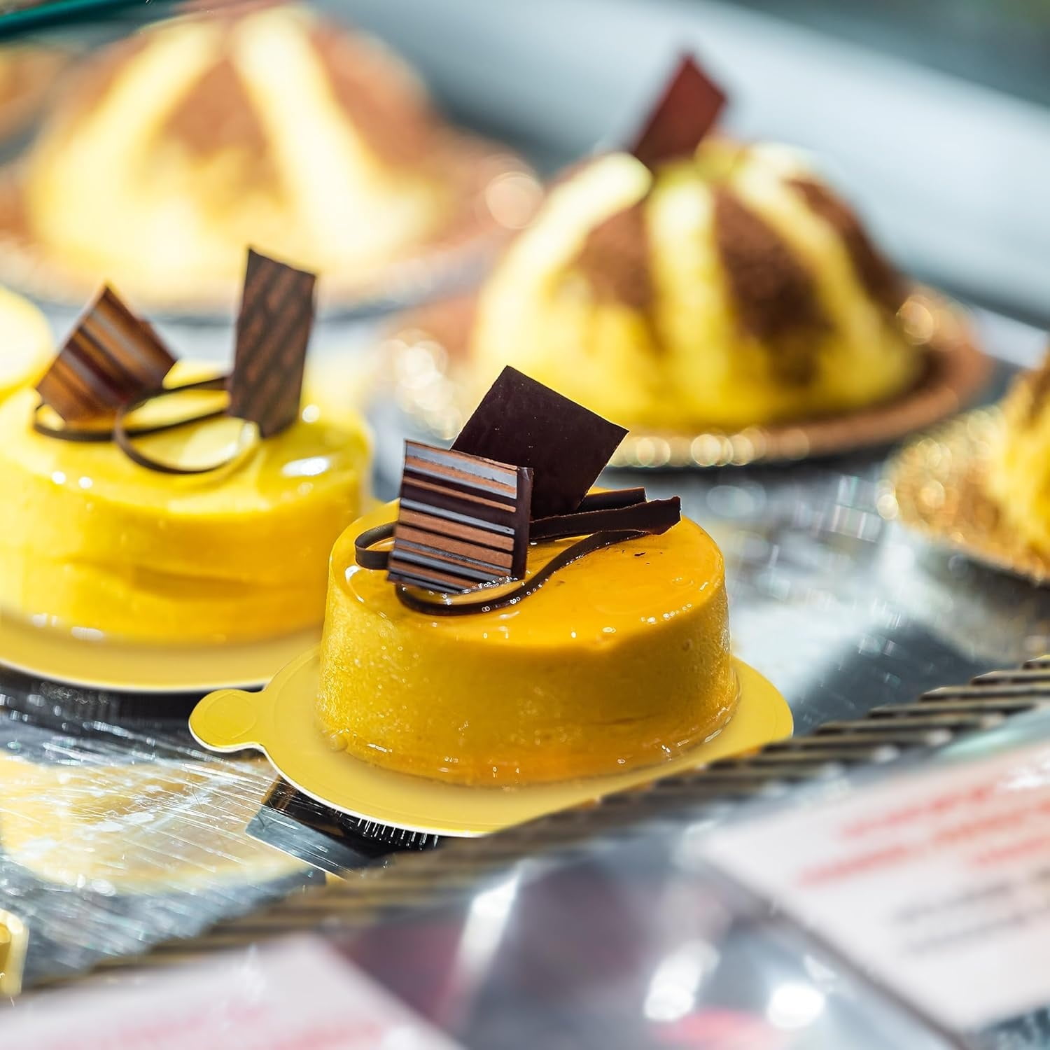 Gold Round Cake Base,Set of 50 Durable Round Mini Dessert Boards,QZS Portable Mousse Base,Mousse Paper Board,Cupcake Trays for Dessert Display.3.2In 3.2