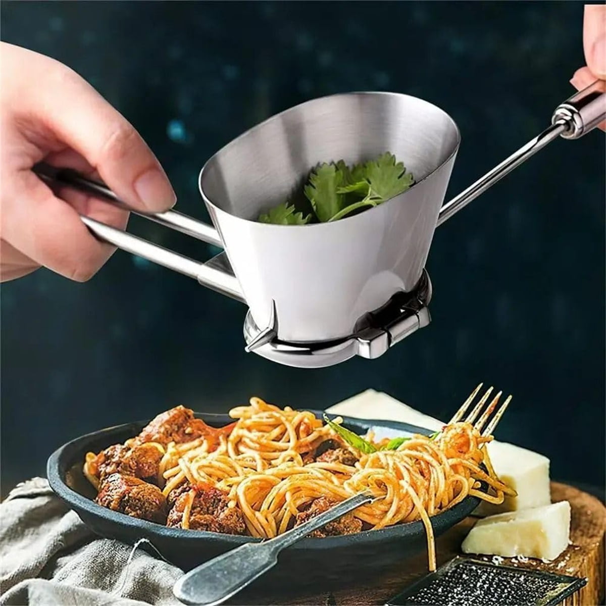 Tutuviw Manual Stainless Steel Parsley Shredder,Pepper Grinder,Herb Roller Mincer,Handheld Spice Grinder,Versatile Kitchen Tool for Herbs Vegetables Spices,Easy Hand-crank for Quick Cutting/Mincing - Image 4