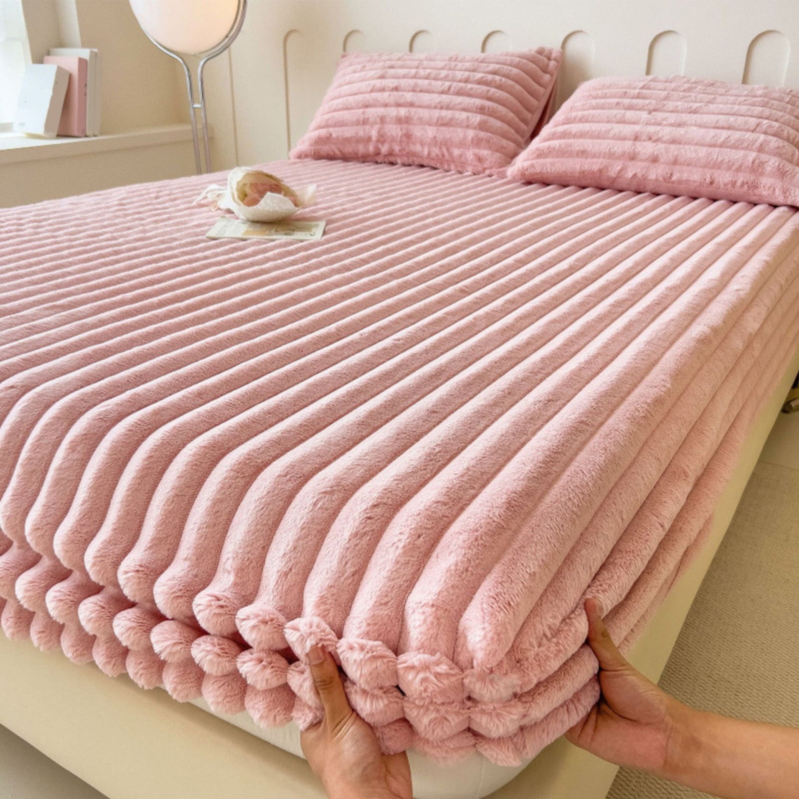 Velvet Fleece Fitted Sheet Bed Sheet, Plain Thermal Warm Soft Bedding, Flannel Fitted Sheet, Super Soft Warm Velvet Plush Bed Sheets, Winter Imitation Fleece Bed Sheet, Milk Fleece Bed Cover White - Image 1