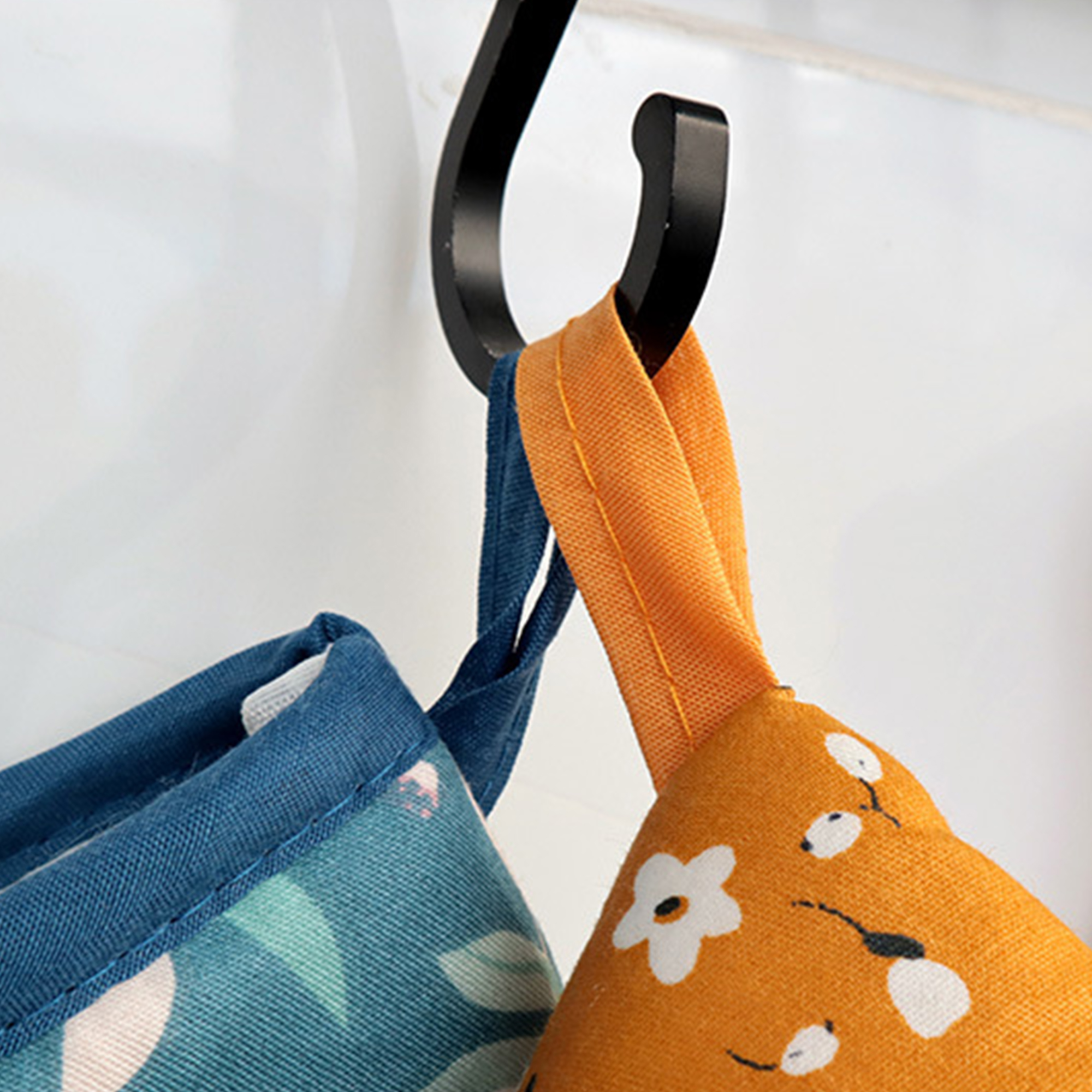 4 Pack Oven Mitts and Pot Holders Set, Heat Resistant Fabric Bake Pot Holders Gloves, Yellow Floral - Image 6