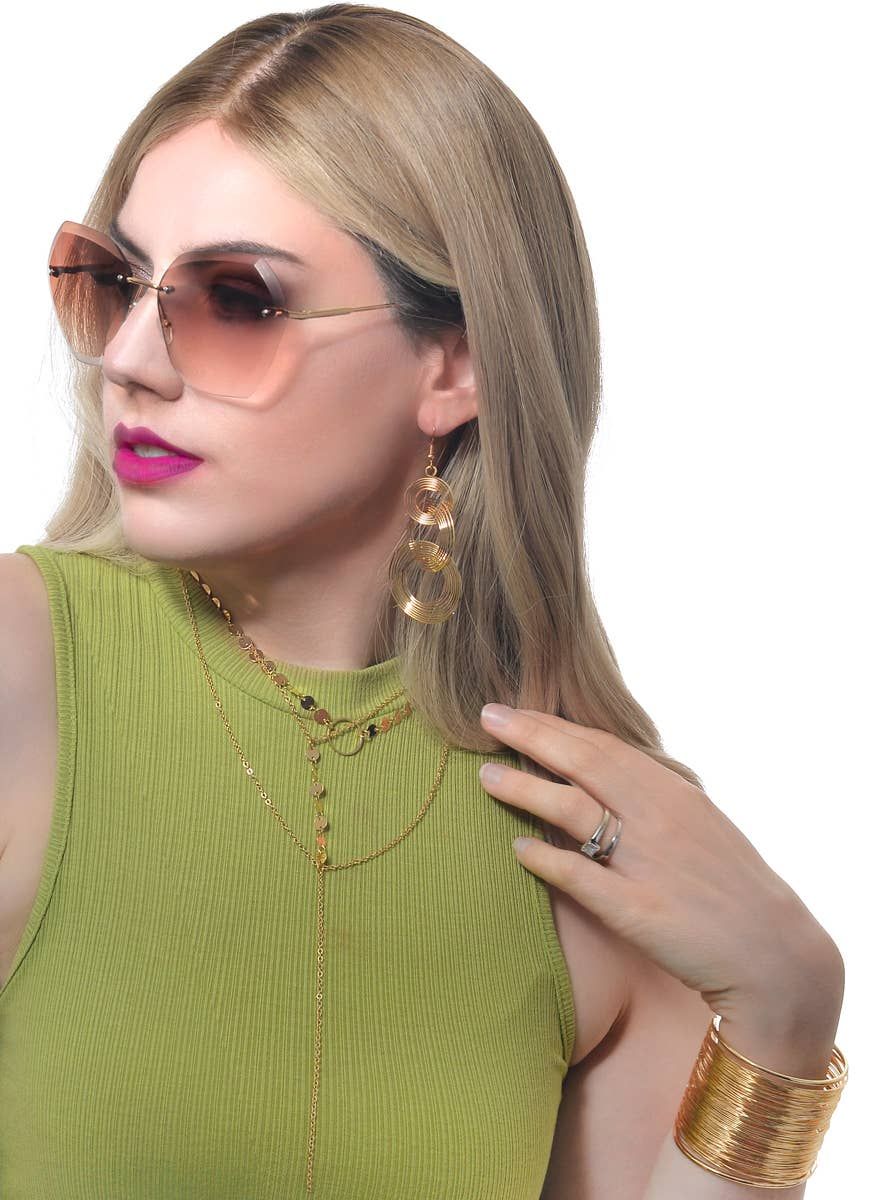 Delicate Gold 70s Earrings and Necklace Costume Jewellery Set - Image 1
