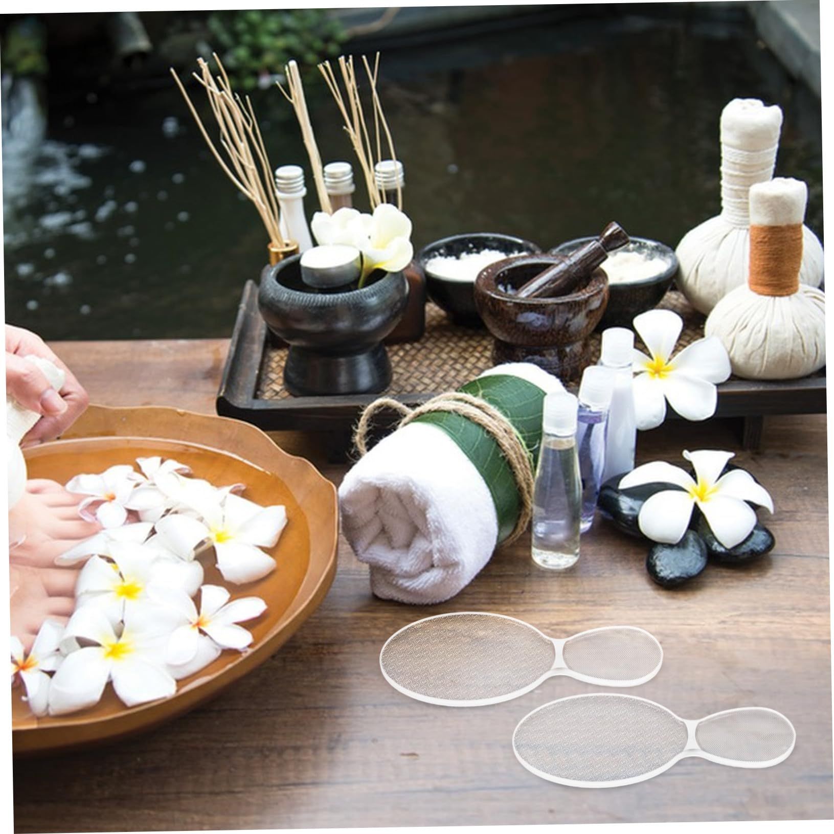 2pcs Glass Foot File 8-Shaped Rough and Smooth Sides Callus Remover Feet Heel Scrubber Dead Skin Scraper Pumice Stone Professional Pedicure Tools for Women and Men - Image 3