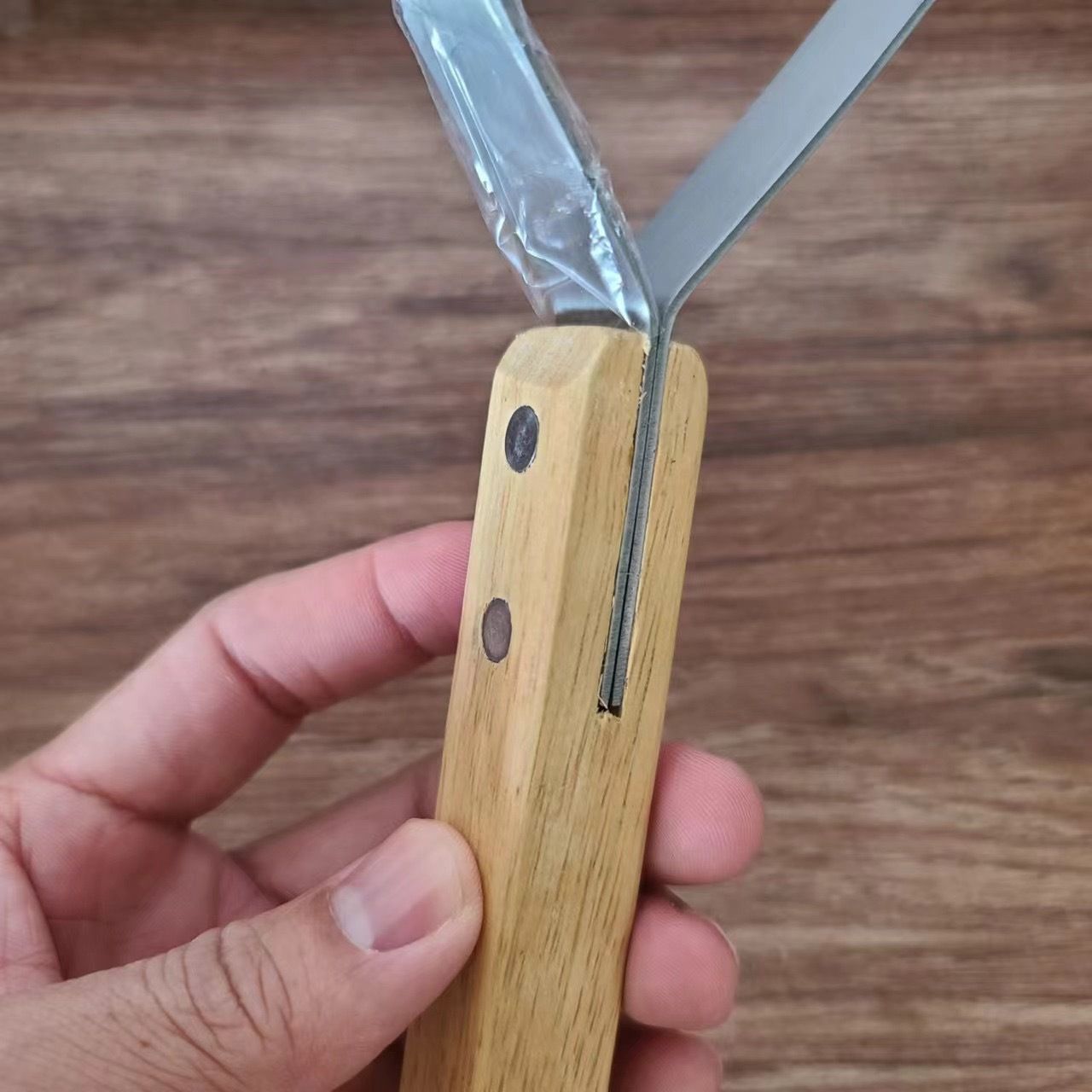 Scraper Fleshing Tool, Hide Scraper Flesher – Hide Tanning Kit, Leather Making Tools, Taxidermy Supplies - Image 3