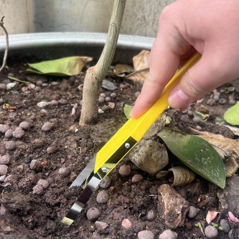 2pcs Seeding Square Sneaky Weeder Handheld Gardening Tool for Precise Weeding | Ergonomic, Lightweight, and Durable Manual Weeder for Vegetable Gardens and Flower Beds - Image 2