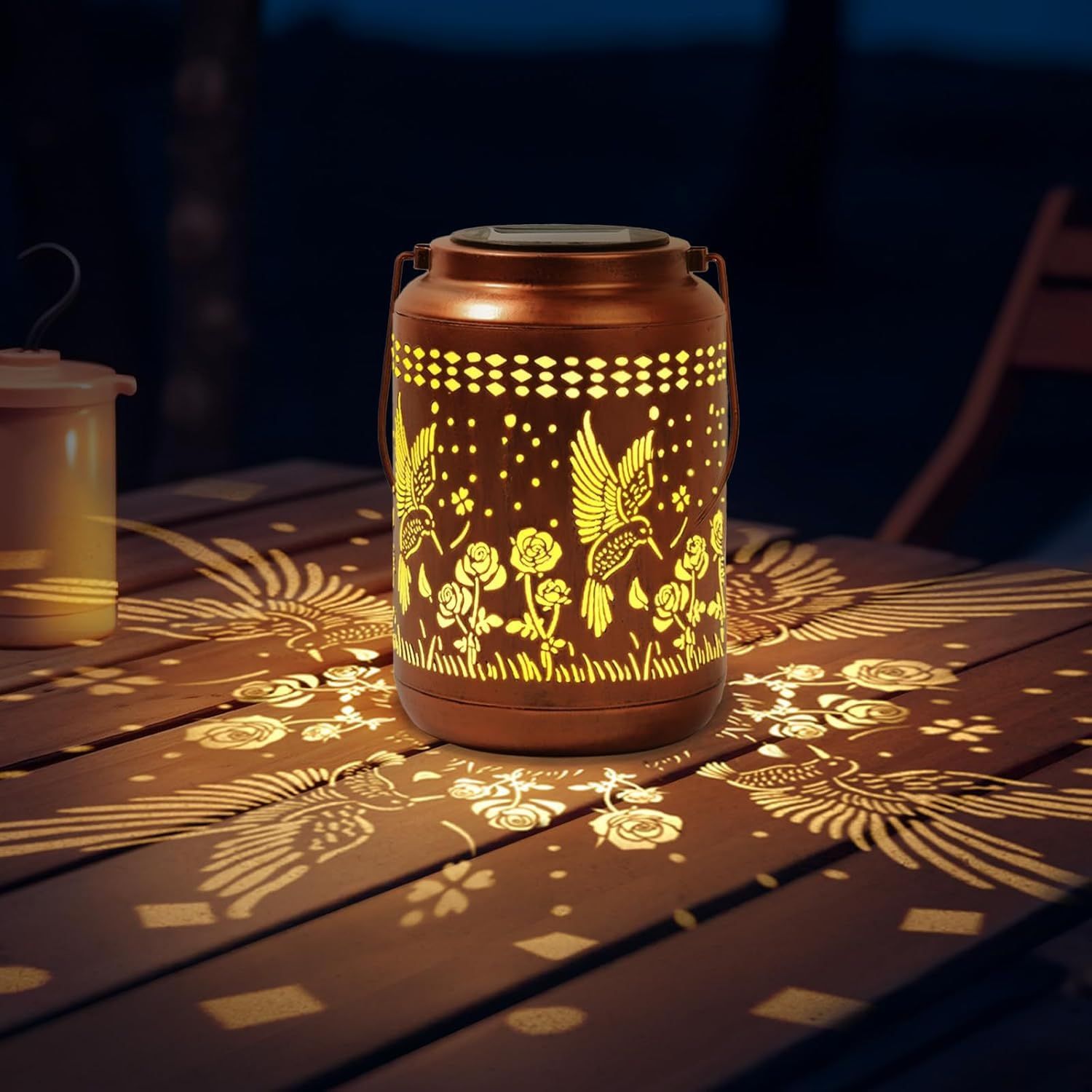 Solar Lanterns Outdoor Waterproof Hummingbird Garden Decor Gifts for Women Mom Grandma Hanging Solar Lights Metal Solar Decoration Outside for Yard, Patio Diameter 12cm, height 18cm - Image 5
